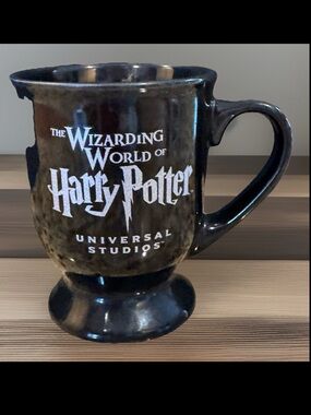 The Wizarding World of Harry Potter Universal Studios Black Ceramic Mug